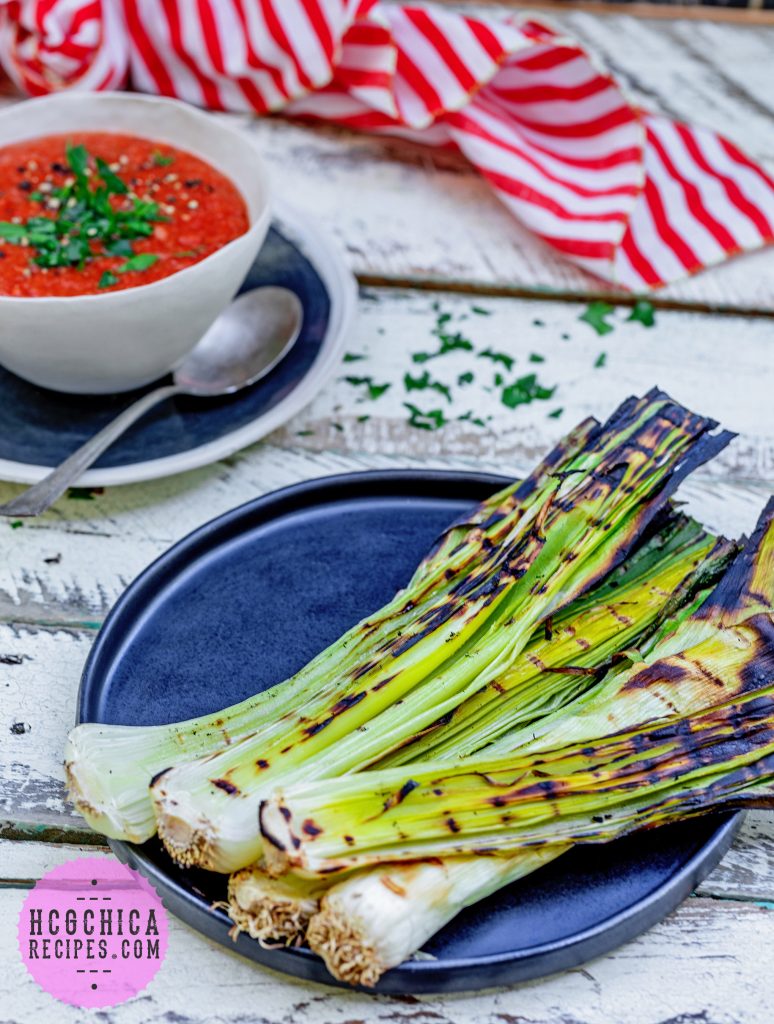 Phase 2 hCG Diet Vegetarian Recipe - 90 calories: Grilled Leeks in Romesco Sauce - hcgchicarecipes.com - veggie dish