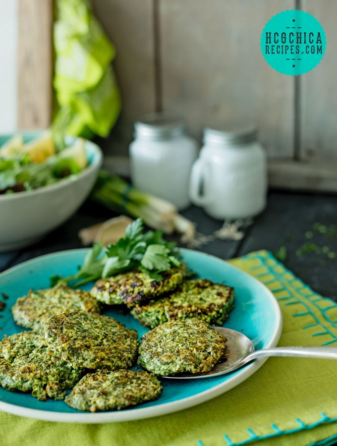 186 calories - P2 hCG Diet Lunch Recipe: Spinach & Chicken Patties - hcghicarecipes.com - Protein + Veggie Meal