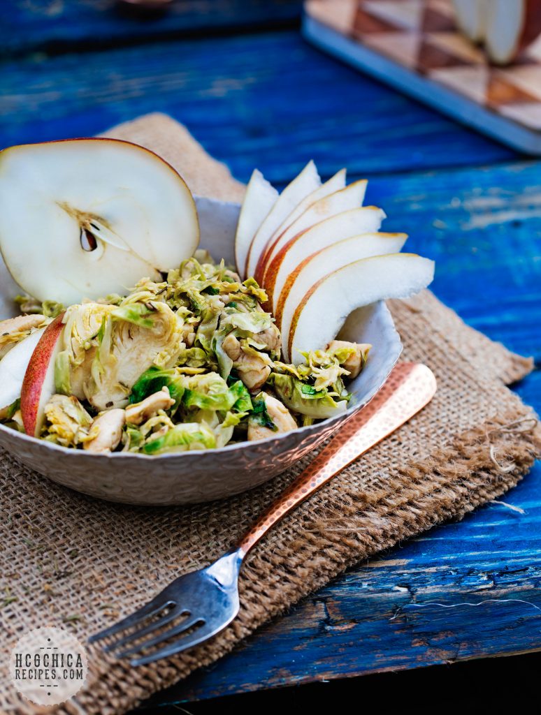 p2 hCG Diet Main Meal Recipe - 228 calories - Shaved Brussels Sprouts Chicken & Pear Salad - hcgchicarecipes.com - protein + veggie + fruit dish