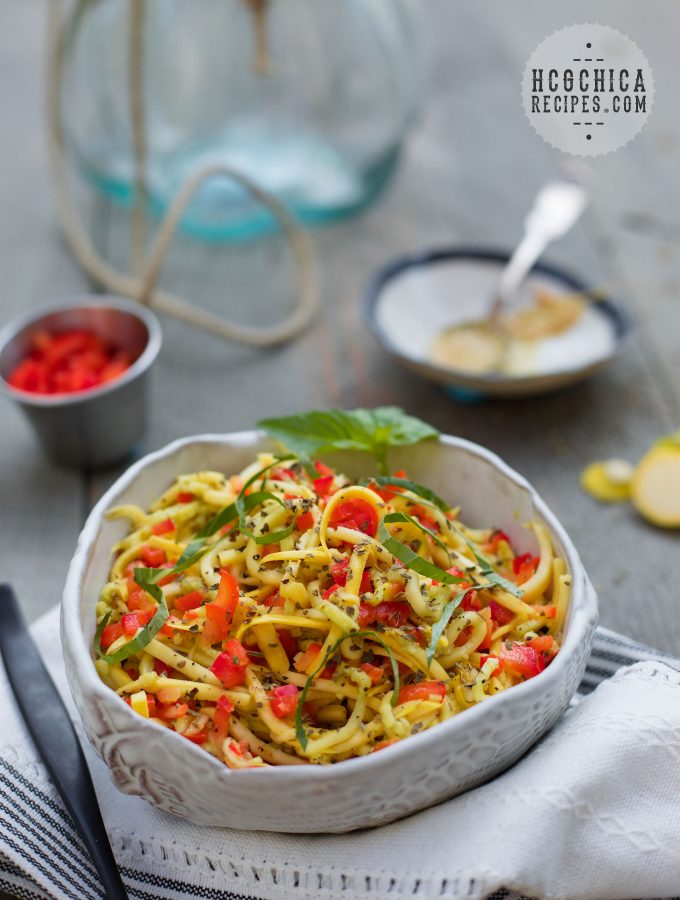 P2 hCG Diet Vegan Vegetarian Recipe - 57 calories: Shaved Squash Salad w/ Red Bell Pepper - hcgchicarecipes.com - veggie meal