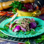 hCG protocol P2: Main Meal Recipe - Beef and Onion Salad - 190 calories - protein + veggie - hcgchicarecipes.com