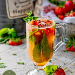 18 calories - P2 hCG Protocol Drink Recipe: Chocolate Mint Strawberry Water - hcgchicarecipes.com - drink